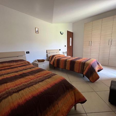 Casa Meraviglia Apartment มอนเตซิลวาโน ภายนอก รูปภาพ