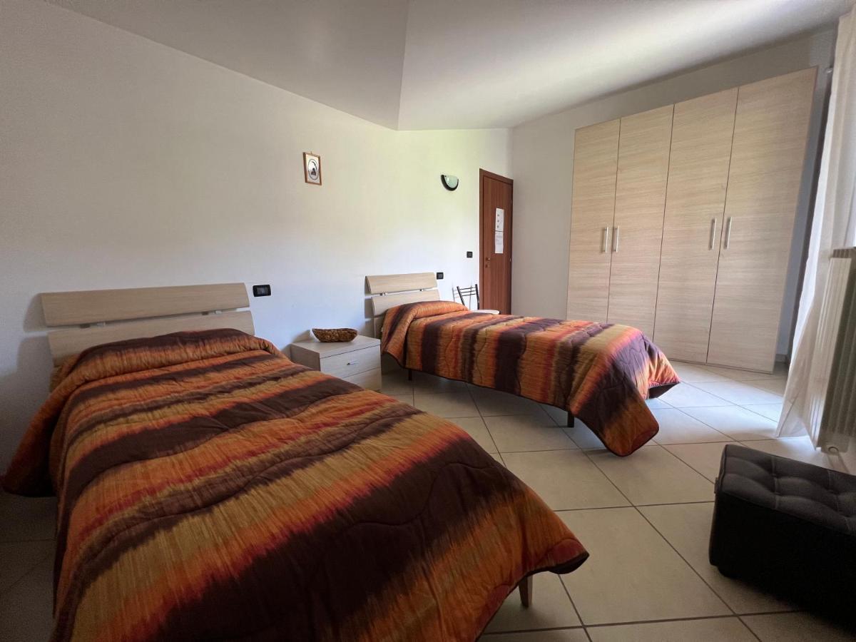 Casa Meraviglia Apartment มอนเตซิลวาโน ภายนอก รูปภาพ