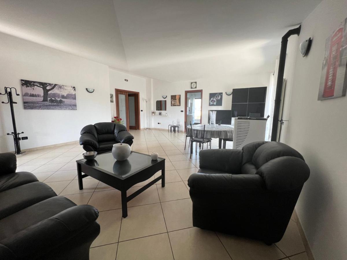 Casa Meraviglia Apartment มอนเตซิลวาโน ภายนอก รูปภาพ